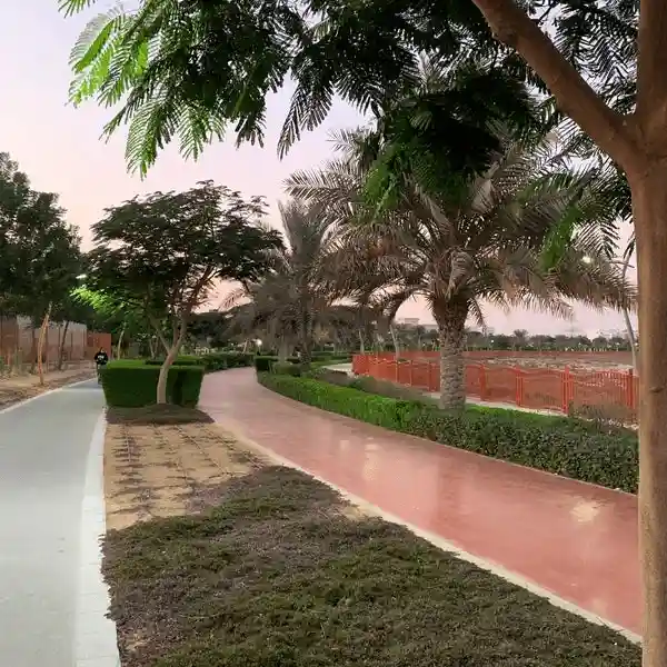 Al Khawaneej Pond Park