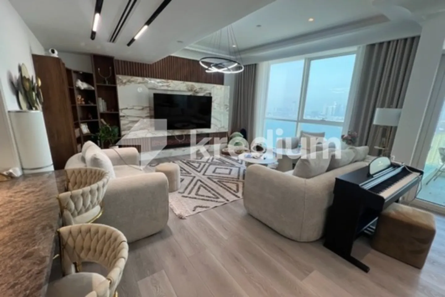 Exclusive | Fully Upgraded | Full Sea View 