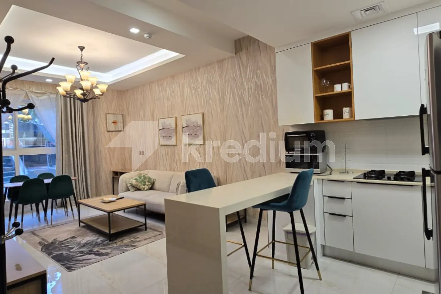 High Floor | High-Rise Living | Big Layout
