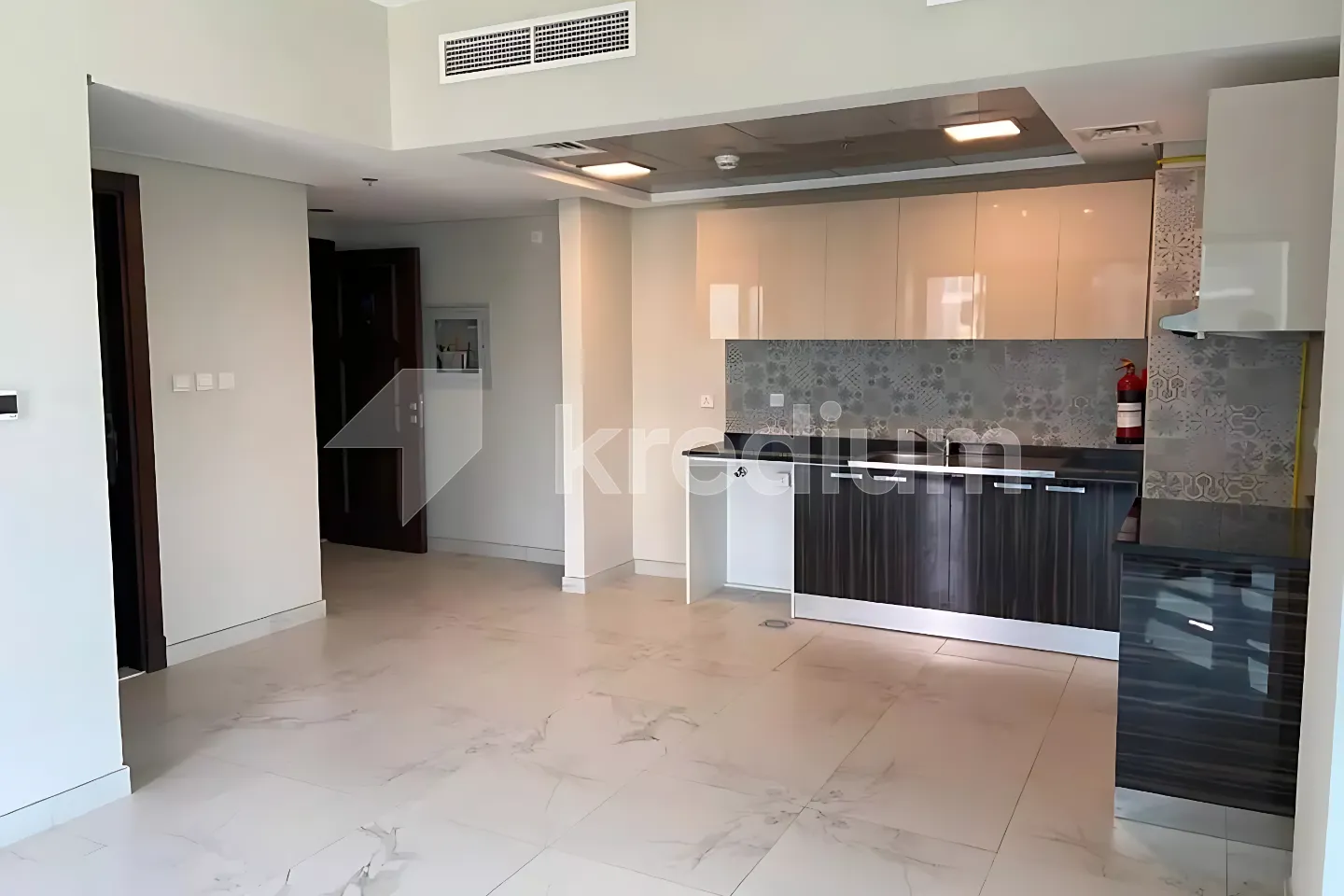 Unfurnished I Flexible Cheques I From November