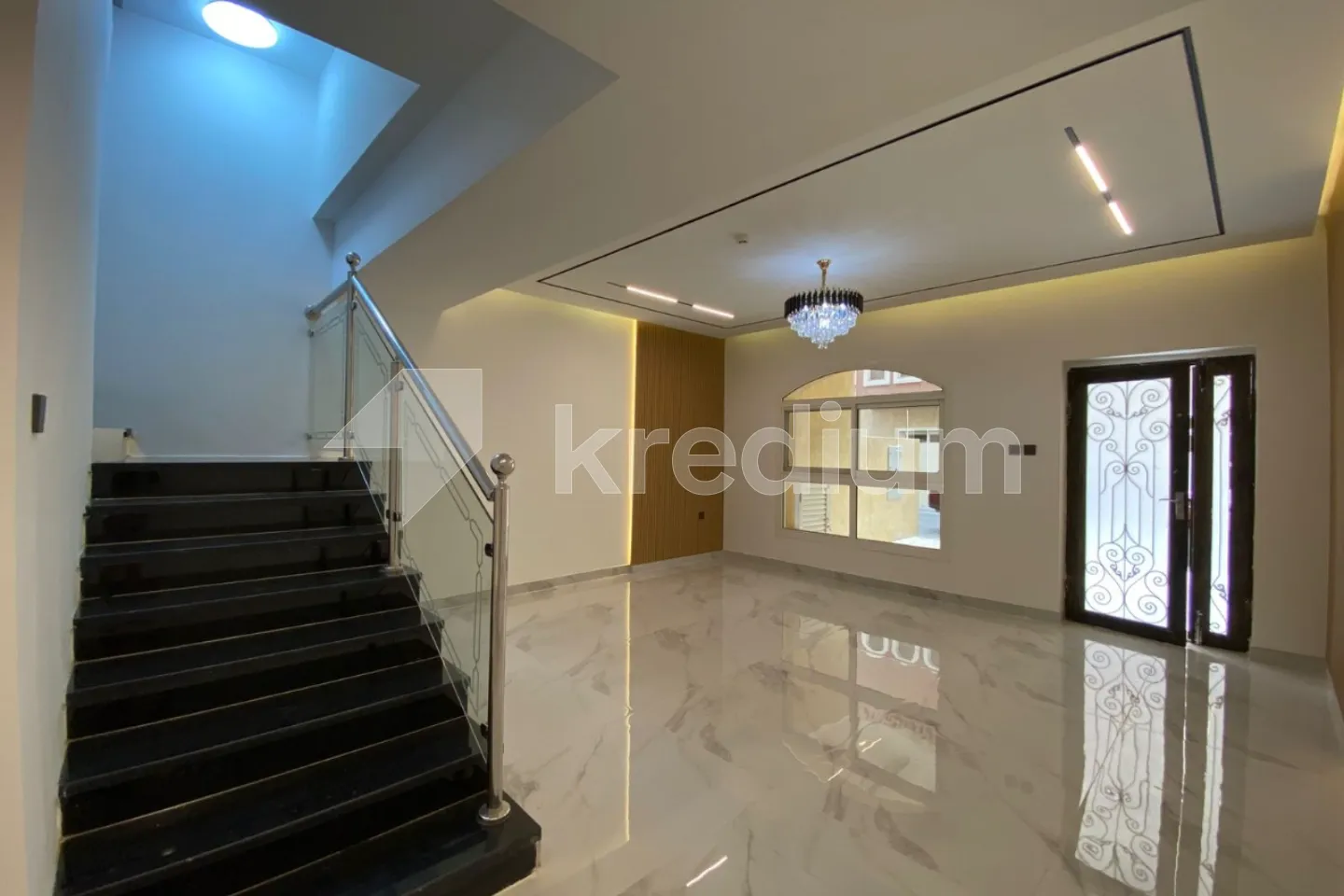 Newly Renovated | Spacious Villa | Maids Room