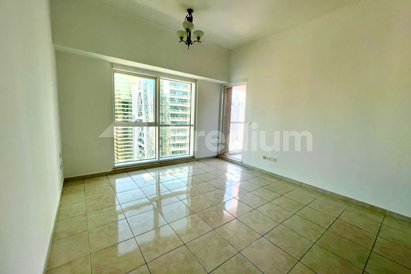 Roomy & Bright Layout | Next To Metro | Lake View