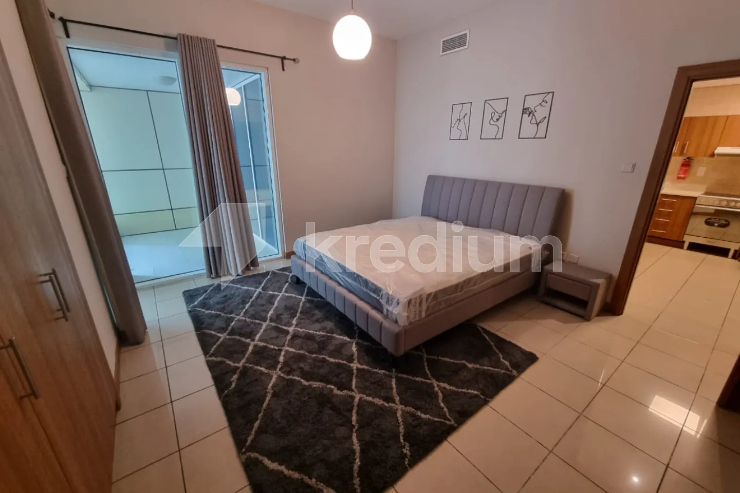 Fully Furnished | Sea view | Spacious Layout